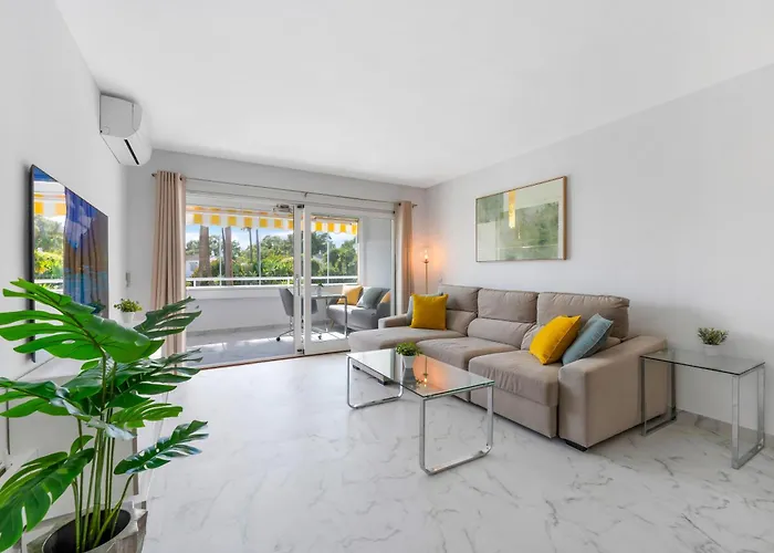 Sea View Nordic Royal Club *