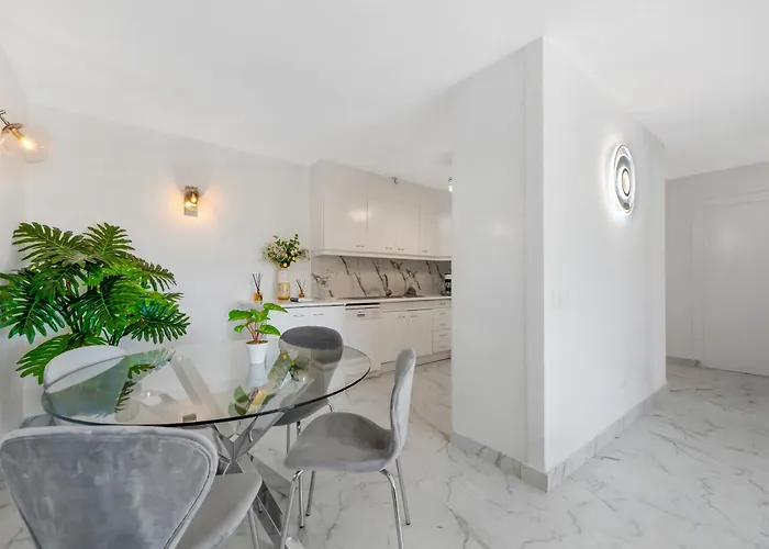 Sea View Nordic Royal Club 公寓