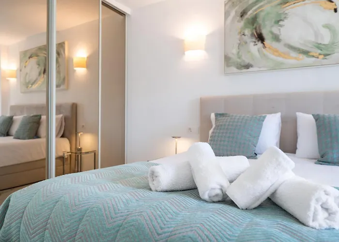 Sea View Nordic Royal Club 埃斯特波纳