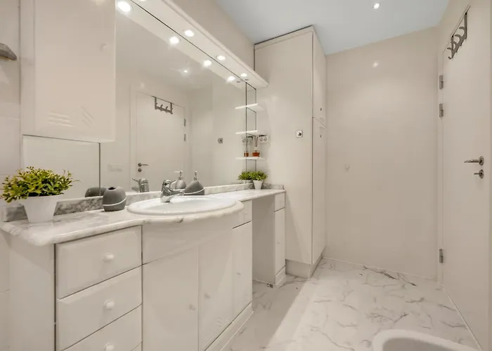 Sea View Nordic Royal Club 公寓